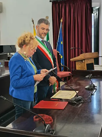 Matrimonio civile a Cefalù con interprete giurata