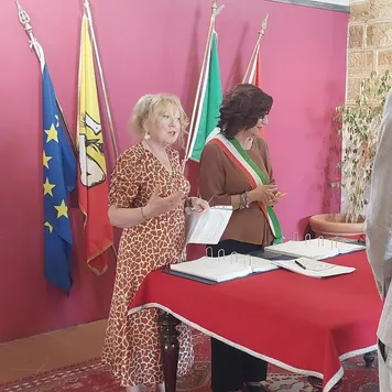 Interprete giurata a un matrimonio civile a Palermo